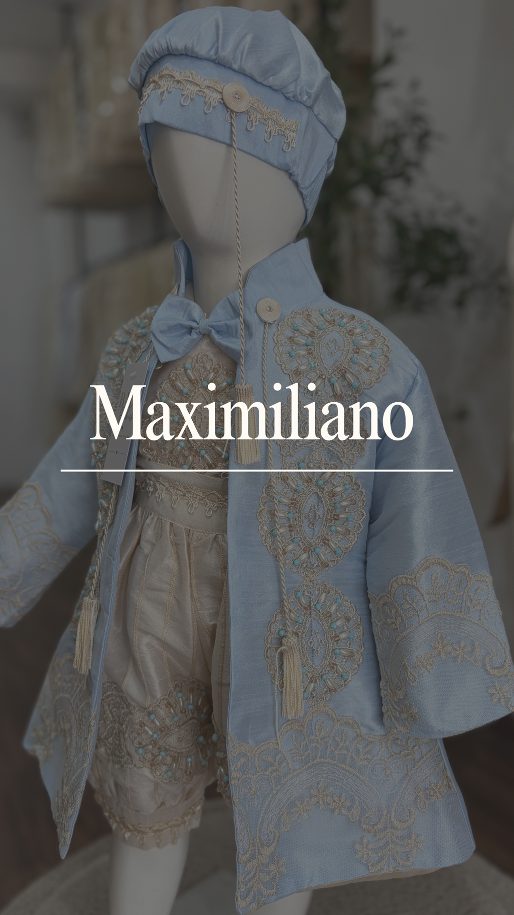 Maximiliano azul